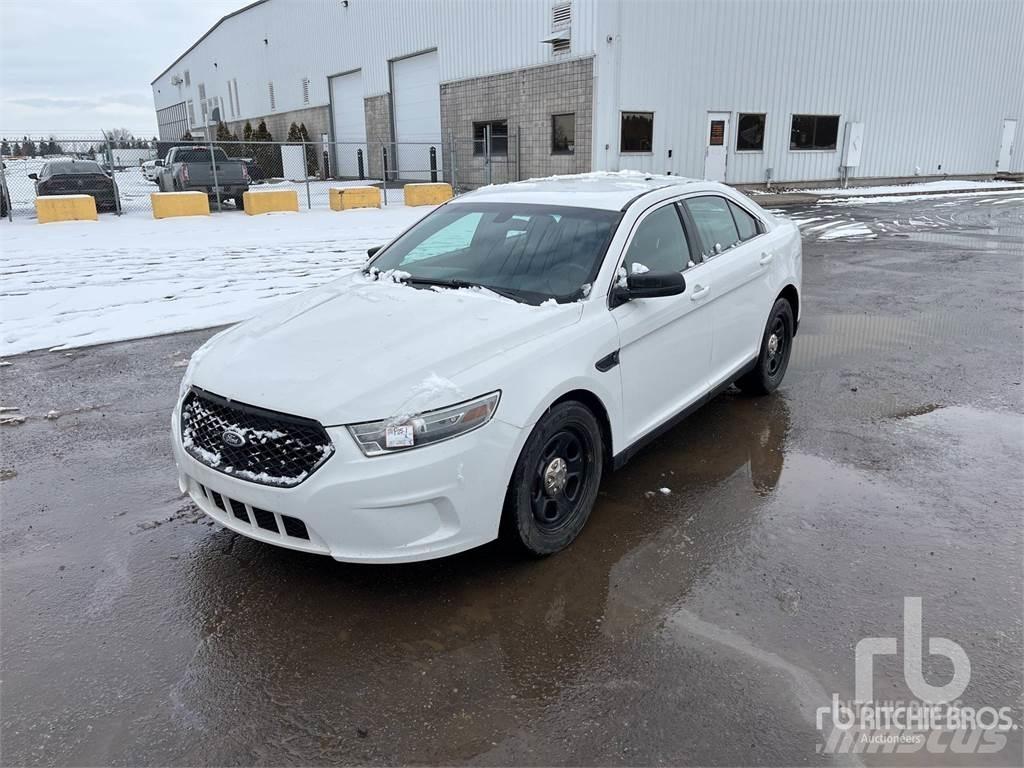 Ford TAURUS سيارات