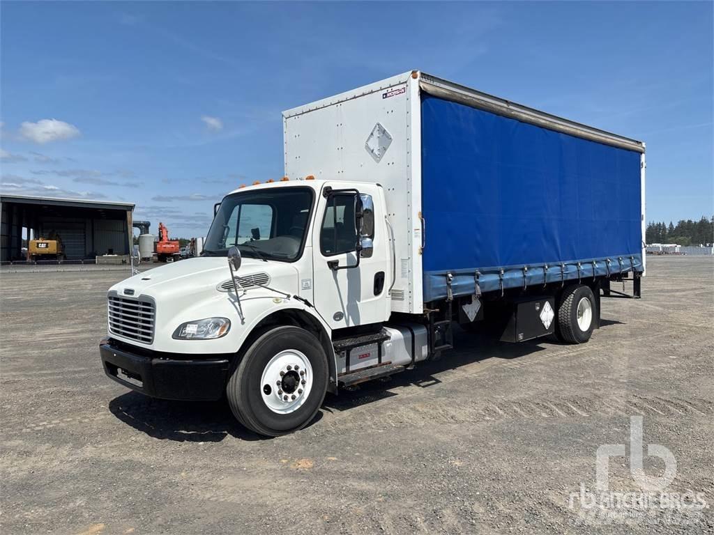 Freightliner M2 شاحنة مقفلة
