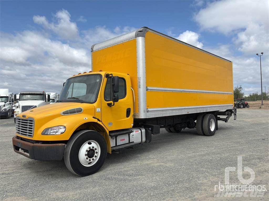 Freightliner M2 شاحنة مقفلة