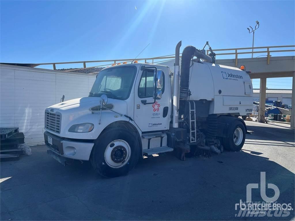 Freightliner M2 شاحنات كاسحة