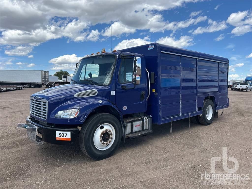 Freightliner M2 شاحنات نقل المشروبات