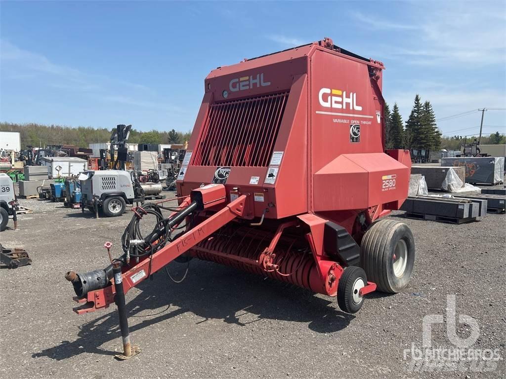 Gehl RB2580 محزمات مربعة