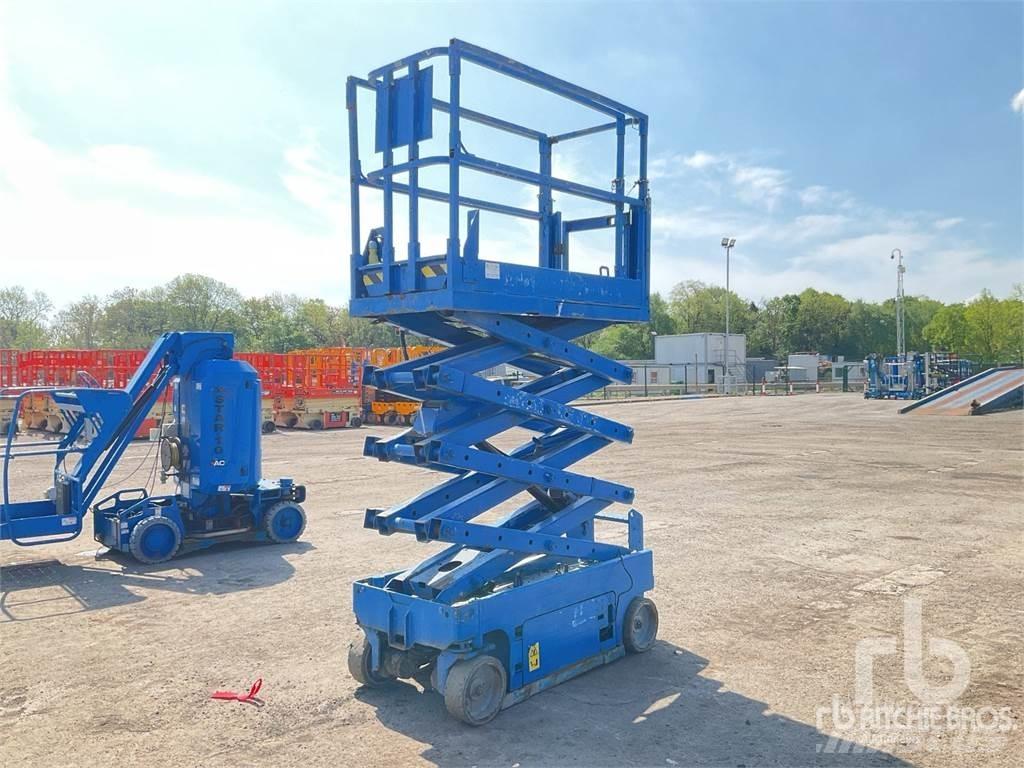 Genie Electric رافعات مقصية الشكل