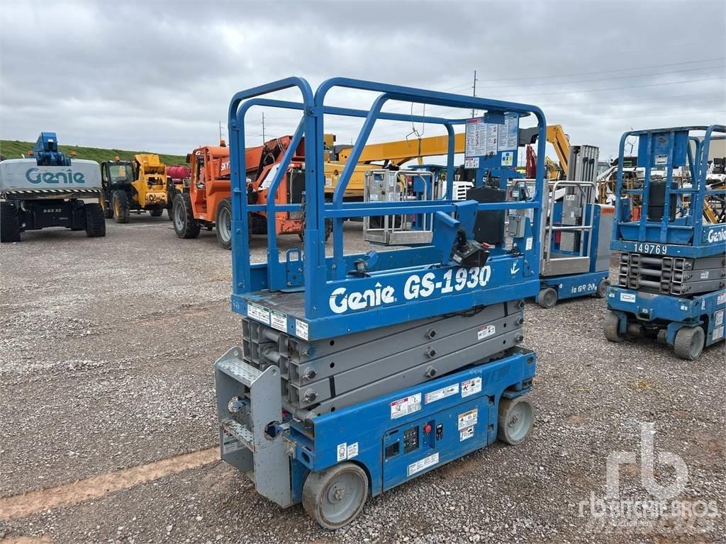 Genie GS-1930 رافعات مقصية الشكل