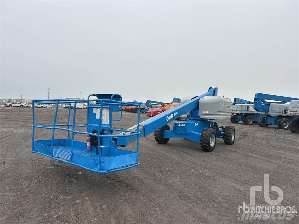 Genie S-40 رافعات سلة مفصلية