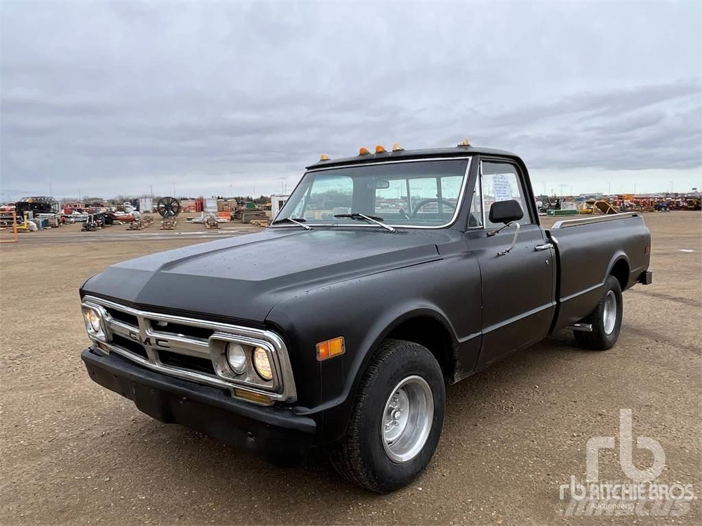 GMC 1500 شاحنات خفيفة/مفصلية الجوانب