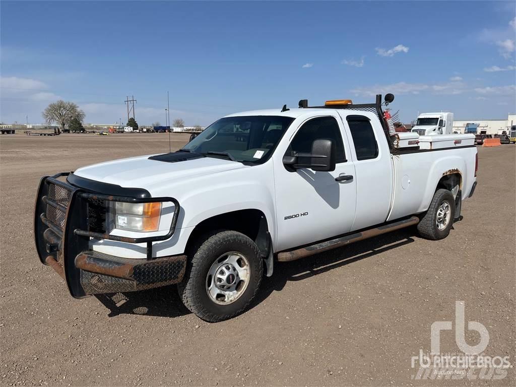 GMC 2500 شاحنات خفيفة/مفصلية الجوانب