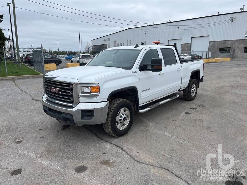 GMC 2500 HD شاحنات خفيفة/مفصلية الجوانب
