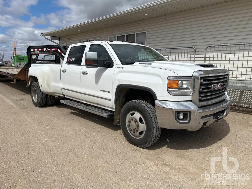 GMC 3500 شاحنات خفيفة/مفصلية الجوانب