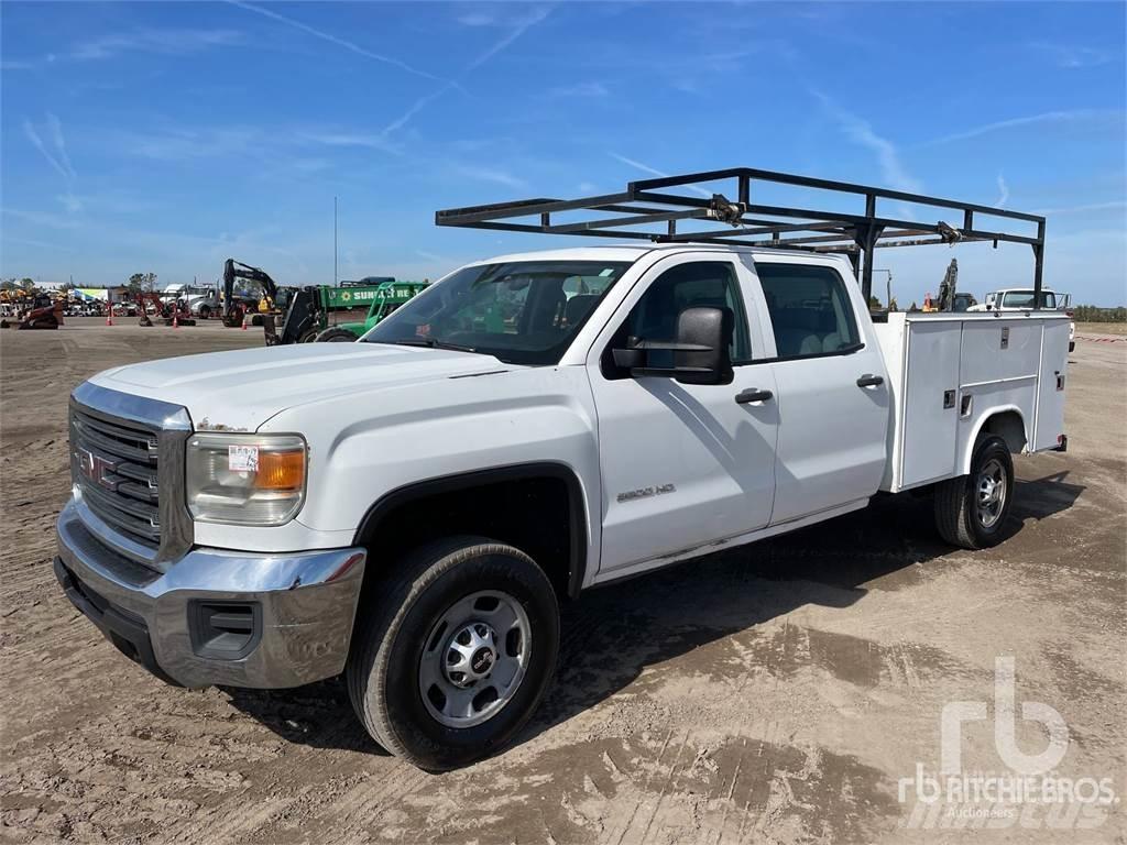 GMC 3500HD مركبات الأغراض العامة