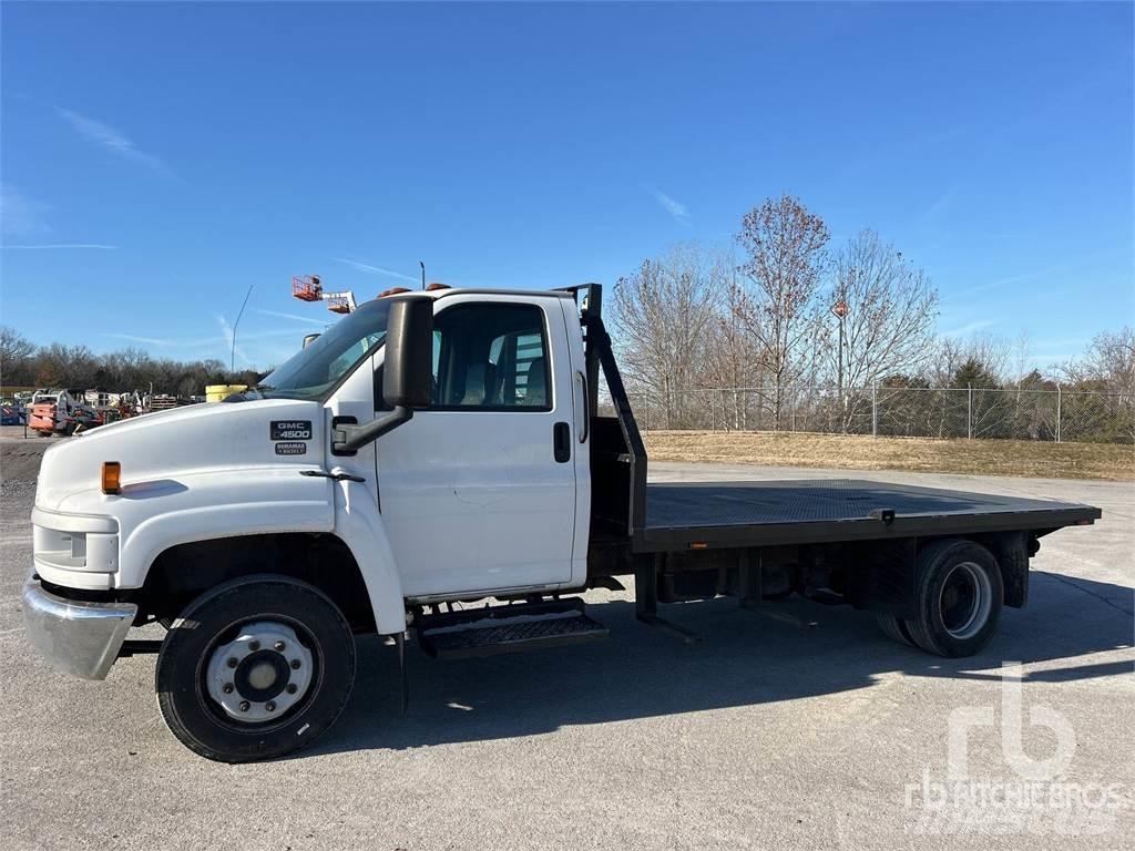 GMC 4500 شاحنات مسطحة/مفصلية الجوانب