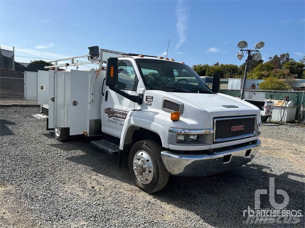 GMC C4500 مركبات الأغراض العامة