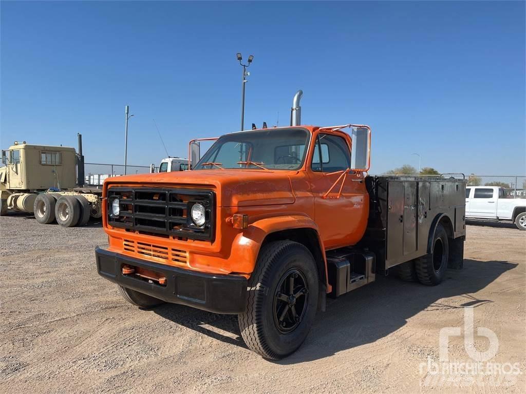 GMC C6000 مركبات الأغراض العامة