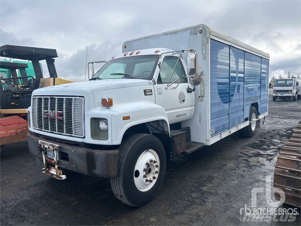 GMC C6500 شاحنات نقل المشروبات