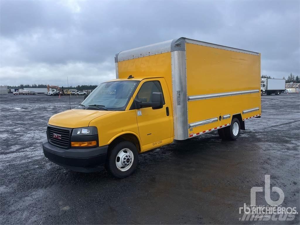 GMC SAVANA 3500 شاحنة مقفلة