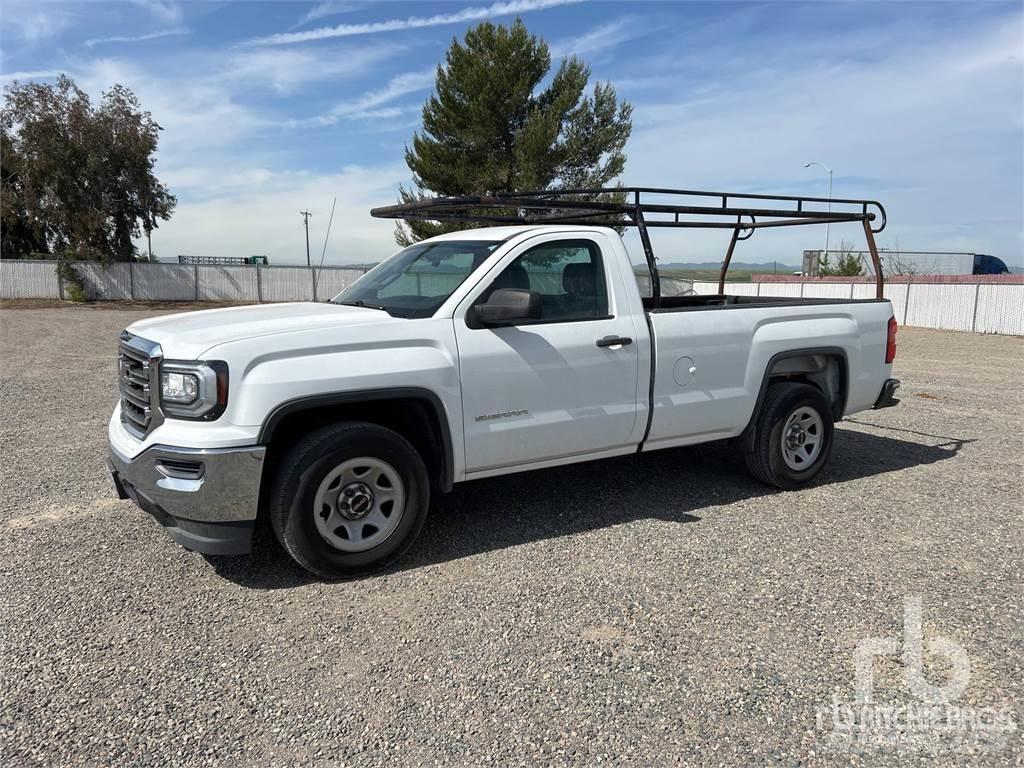 GMC SIERRA 1500 شاحنات خفيفة/مفصلية الجوانب