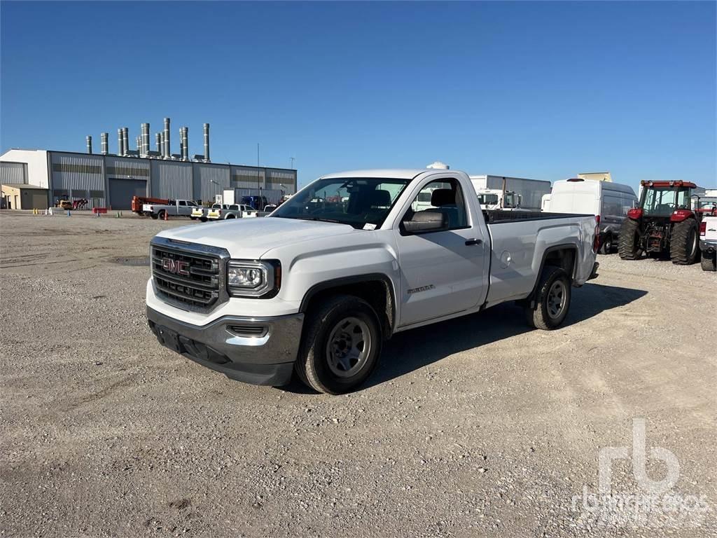 GMC SIERRA 1500 شاحنات خفيفة/مفصلية الجوانب