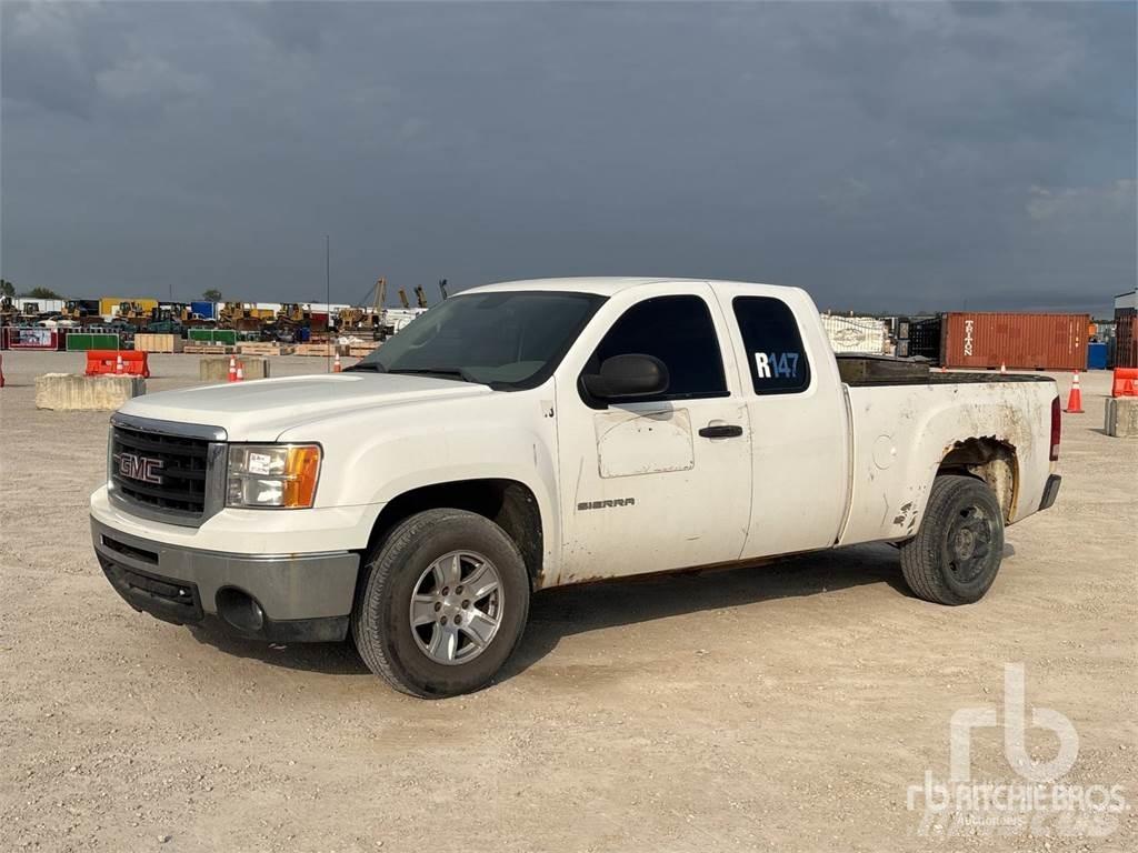 GMC SIERRA 1500 شاحنات خفيفة/مفصلية الجوانب