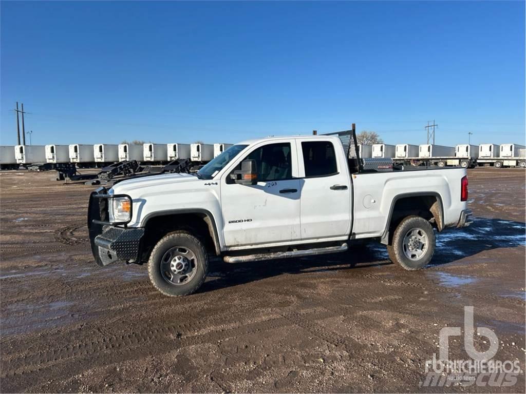 GMC SIERRA 2500 شاحنات خفيفة/مفصلية الجوانب