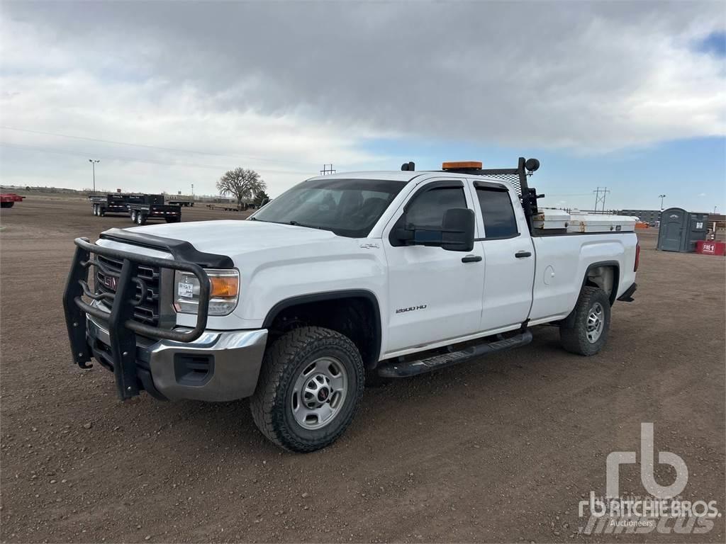 GMC SIERRA 2500 شاحنات خفيفة/مفصلية الجوانب