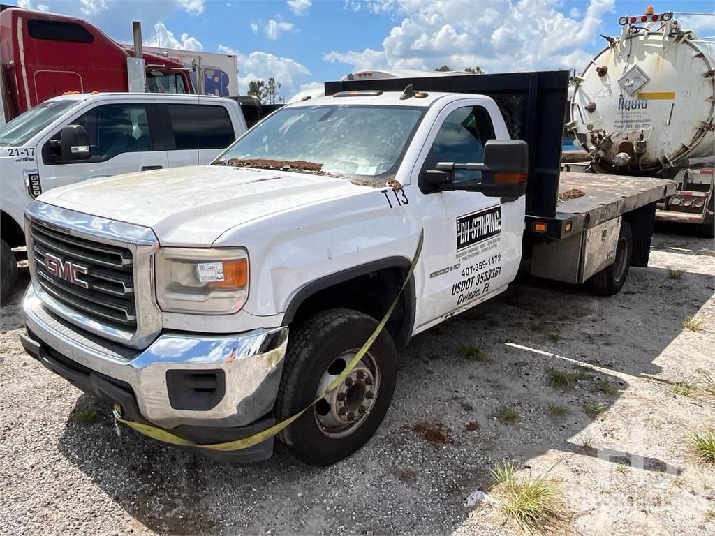 GMC SIERRA 3500 شاحنات مسطحة/مفصلية الجوانب
