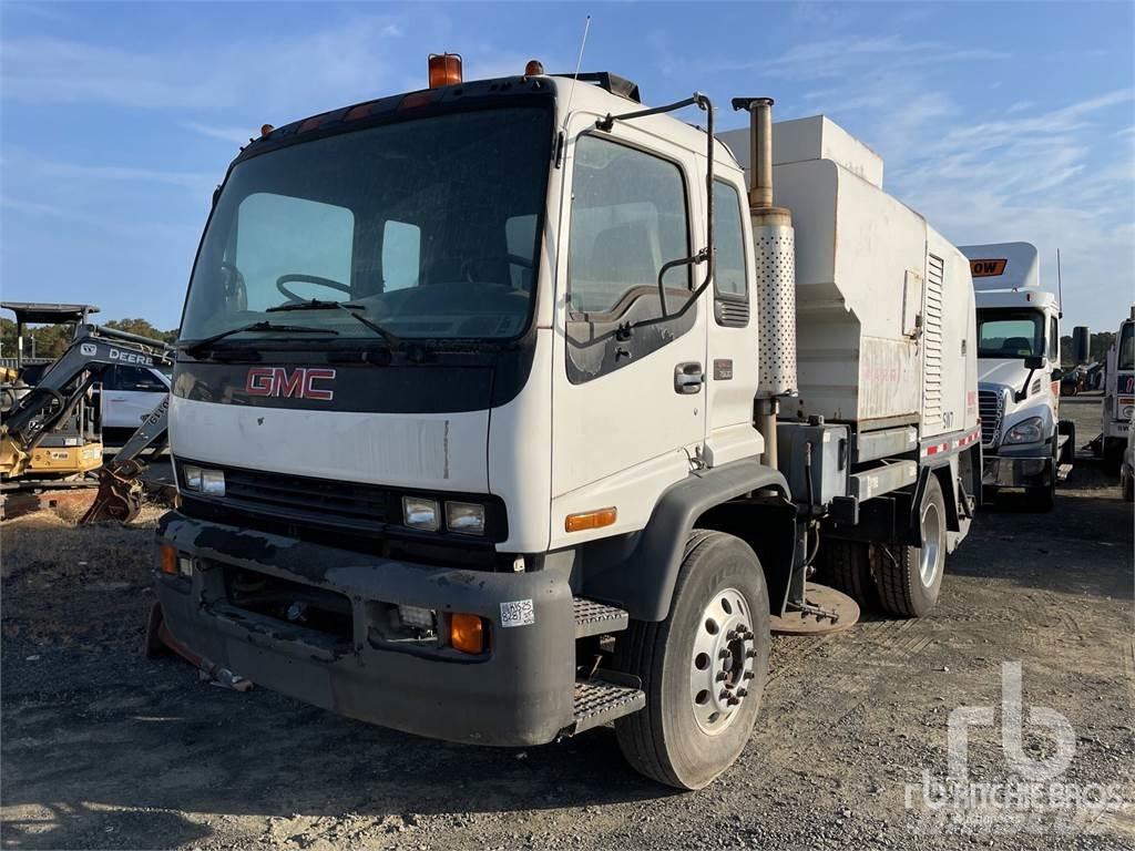 GMC T7500 شاحنات كاسحة