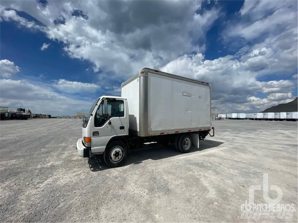GMC WC4500 شاحنة مقفلة