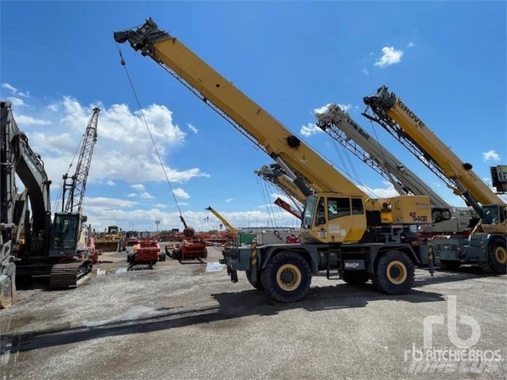 Grove RT540E رافعات الطرق الوعرة