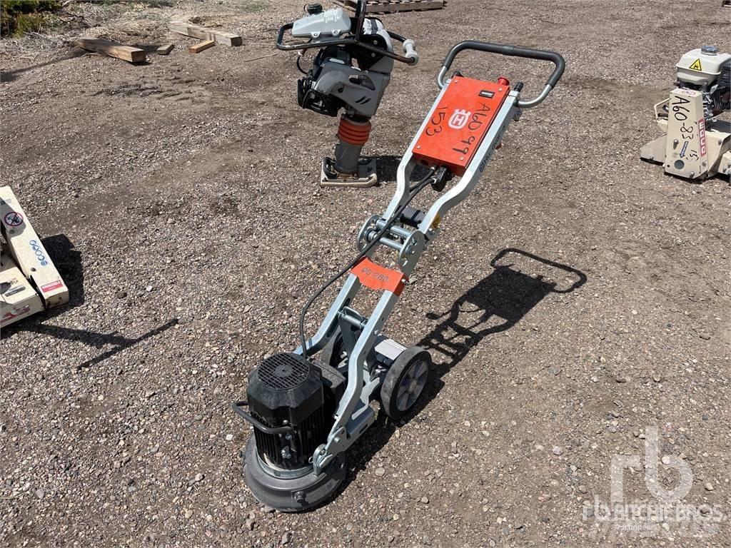 Husqvarna 84 in كناسات
