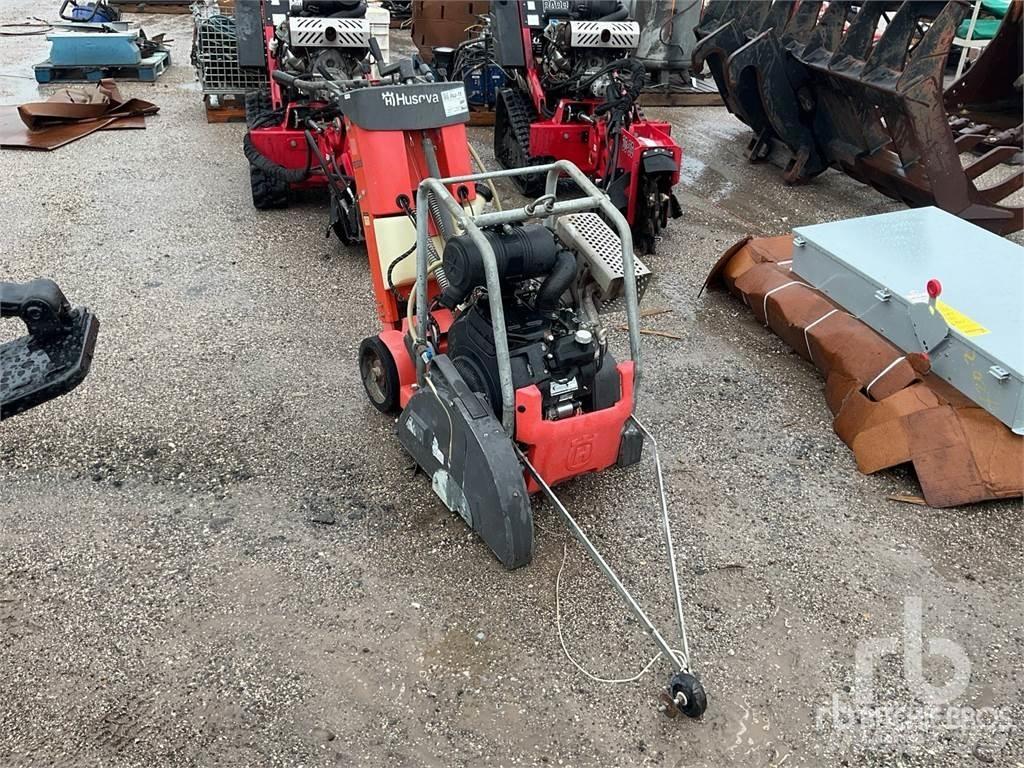 Husqvarna FS520 ماكينات شق الأسفلت