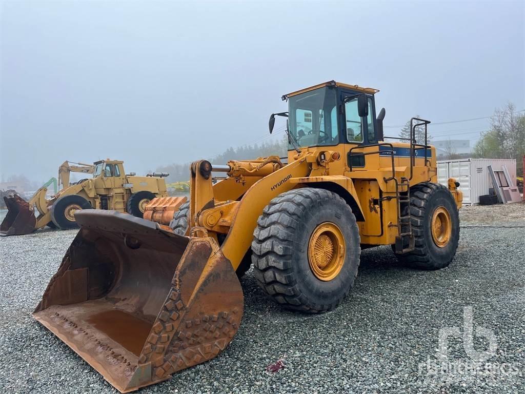 Hyundai HL770 لوادر بعجل