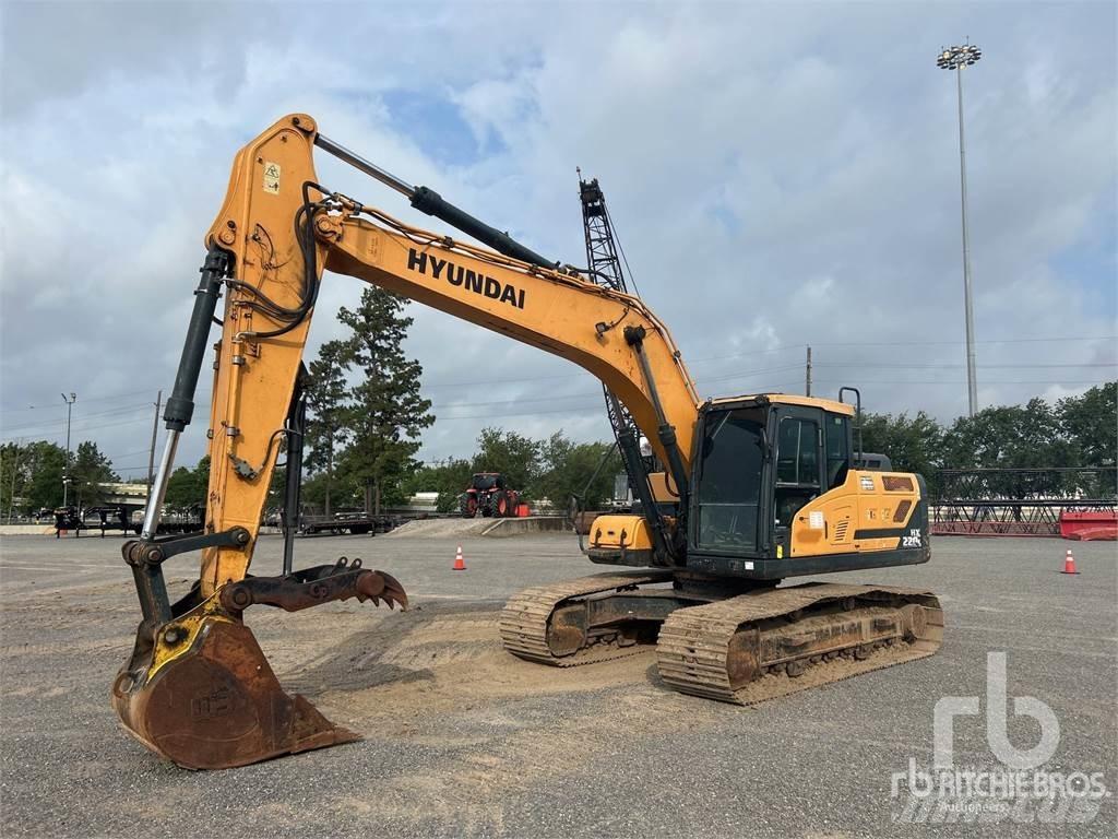 Hyundai HX220L حفارات زحافة