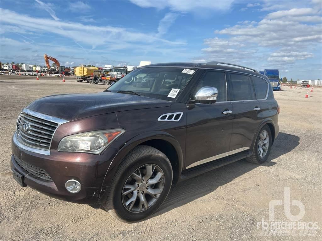 Infiniti QX56 شاحنات خفيفة/مفصلية الجوانب