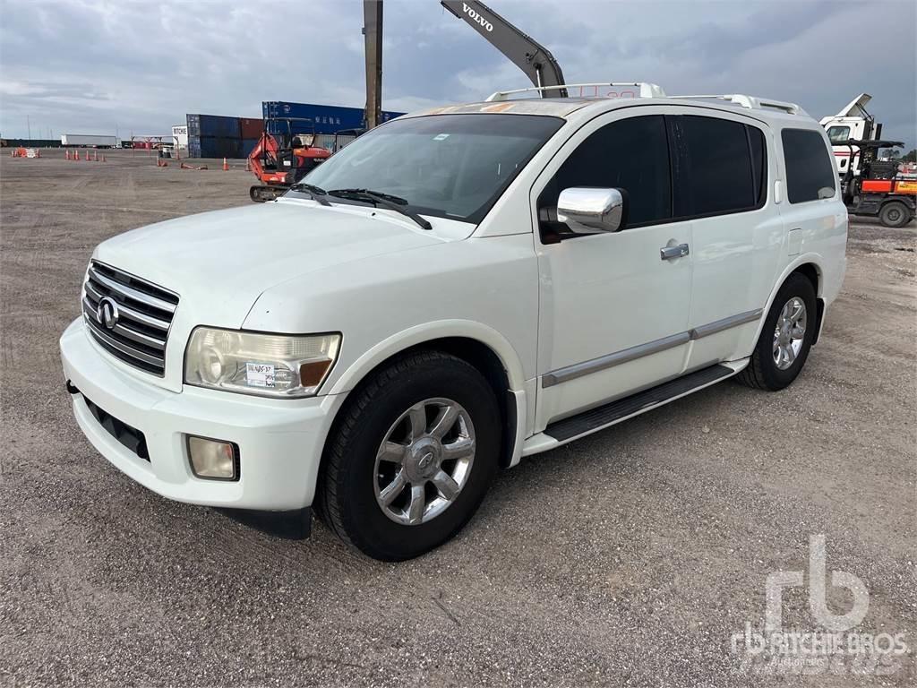 Infiniti QX56 شاحنات خفيفة/مفصلية الجوانب