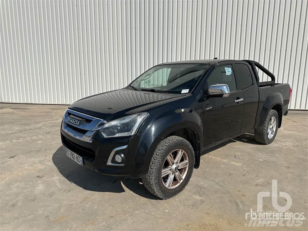 Isuzu 4x4 شاحنات خفيفة/مفصلية الجوانب