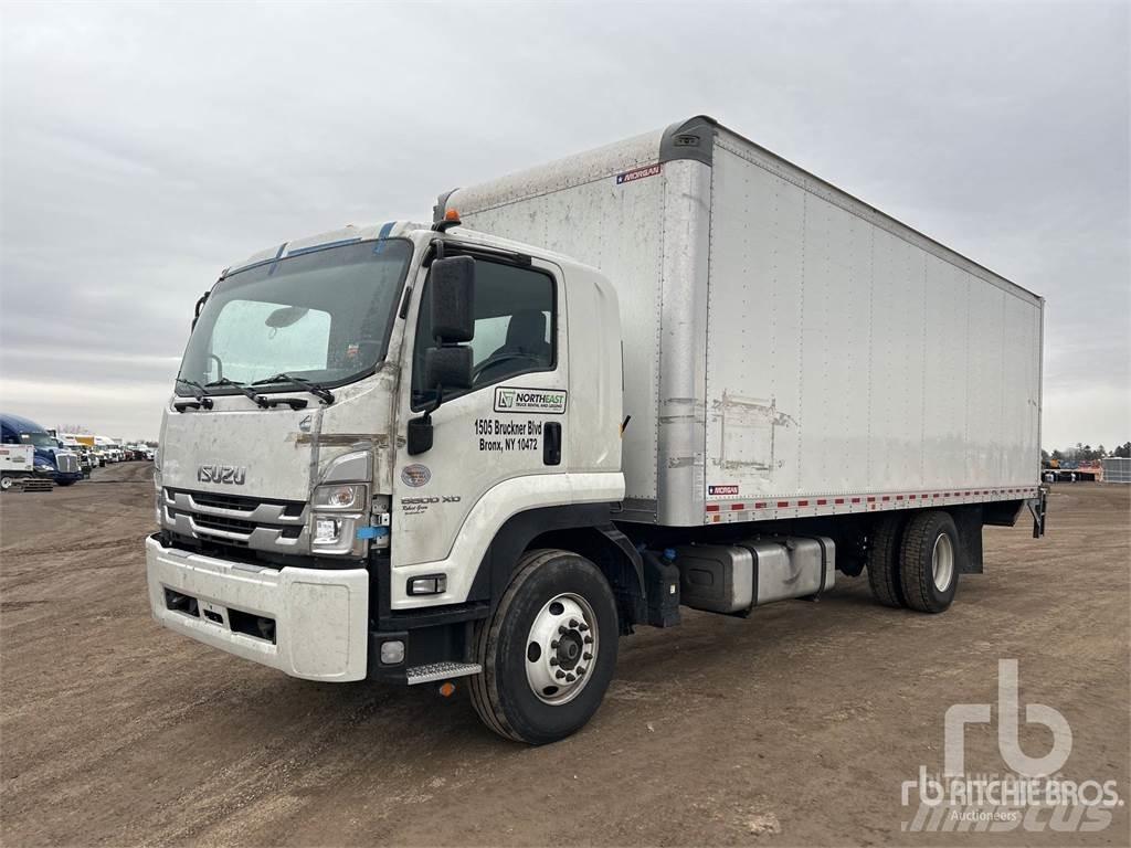 Isuzu FTR شاحنة مقفلة