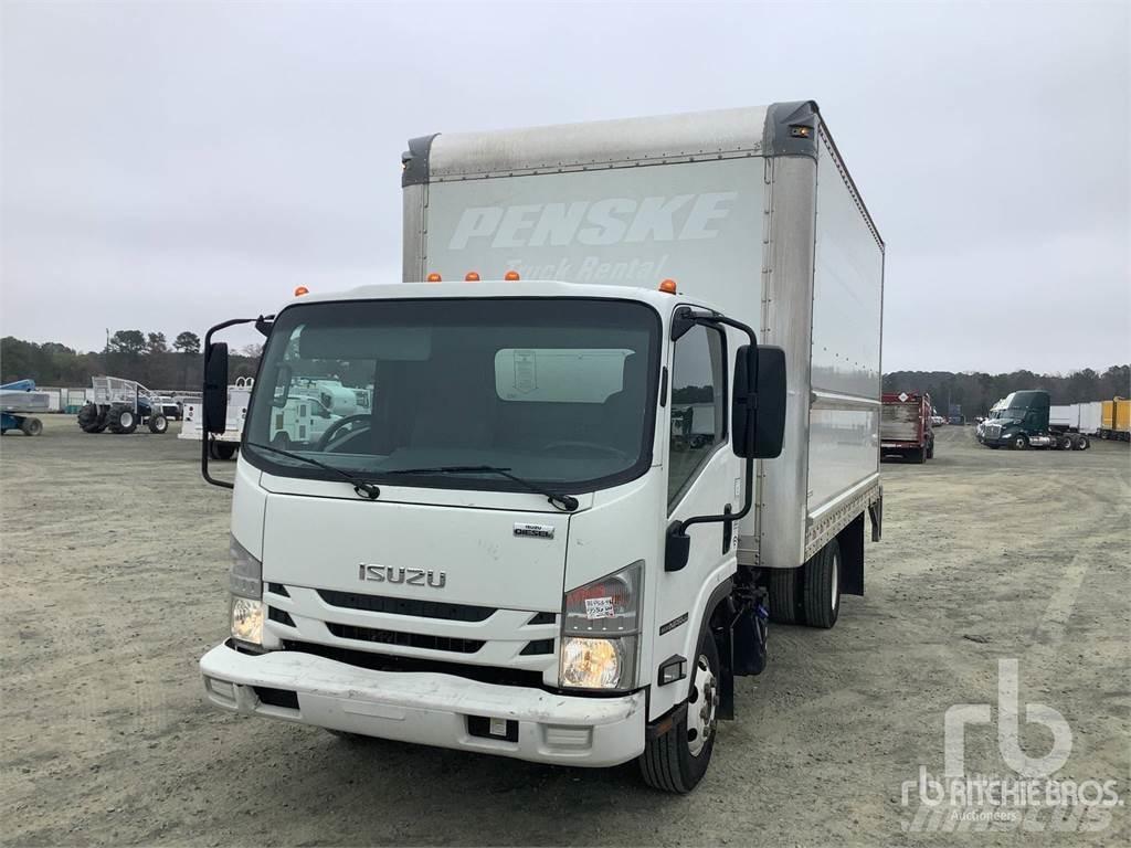 Isuzu NPR شاحنة مقفلة