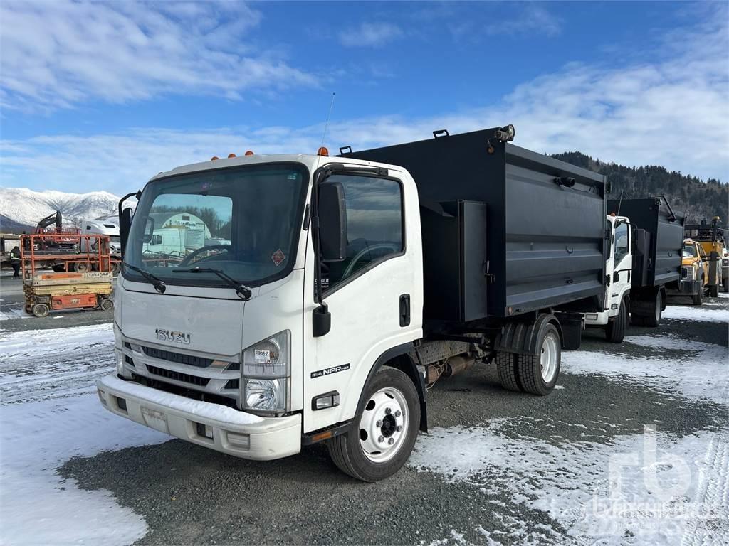 Isuzu NPR شاحنات قلابة