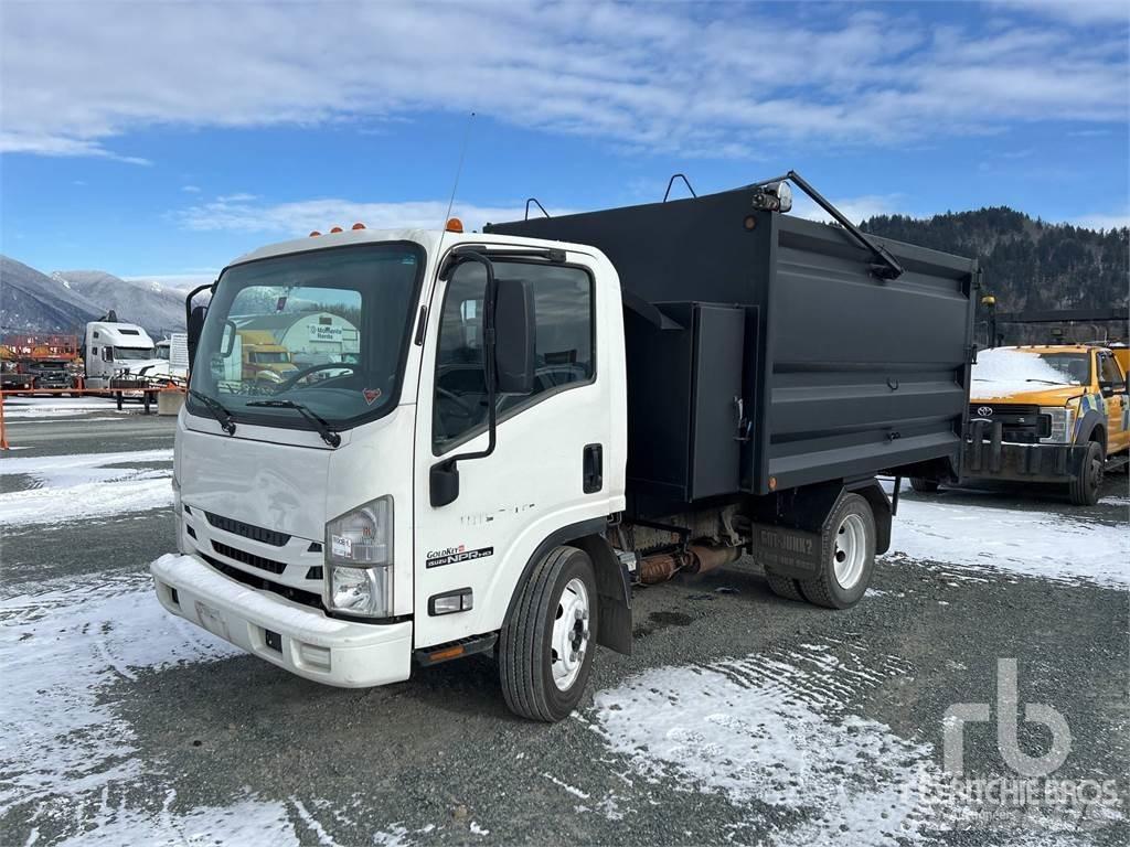 Isuzu NPR شاحنات قلابة