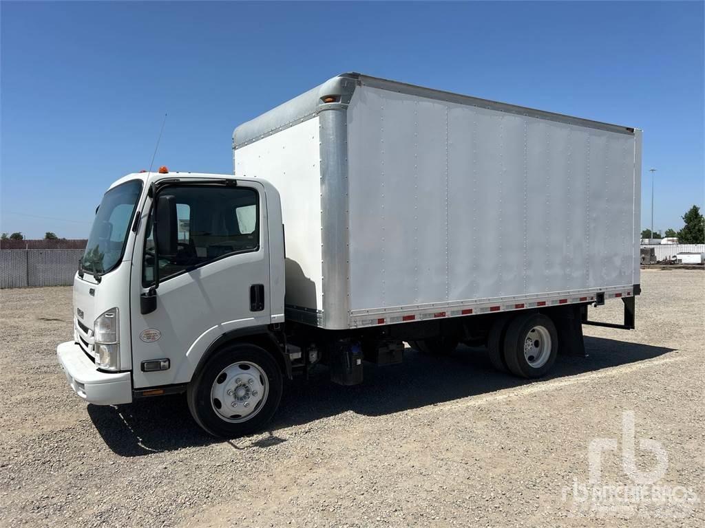 Isuzu NPR شاحنة مقفلة