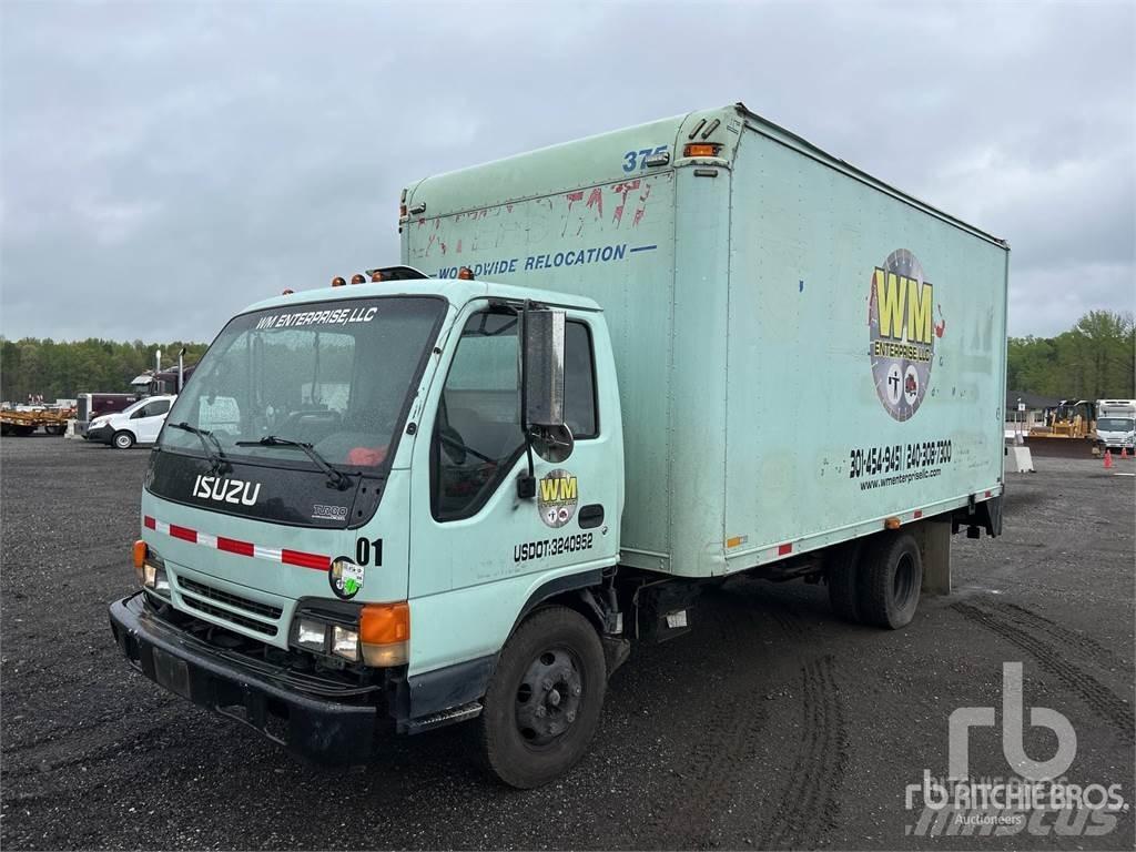 Isuzu NPR شاحنة مقفلة