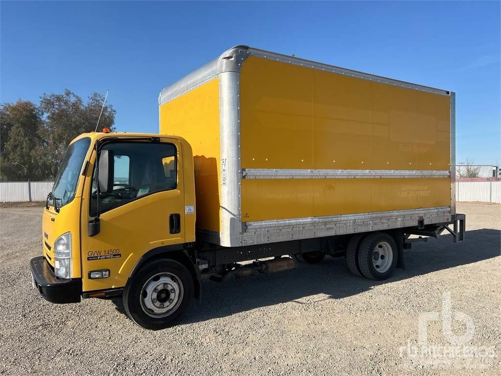 Isuzu NPR EFI شاحنة مقفلة