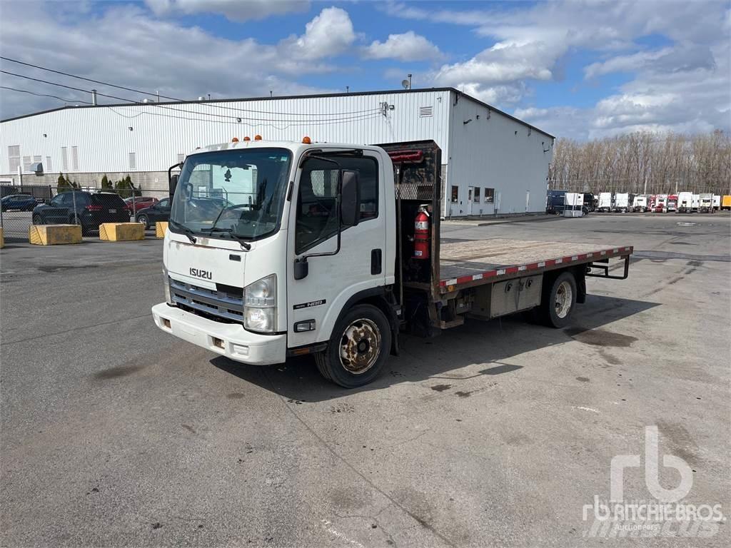 Isuzu NRR شاحنات مسطحة/مفصلية الجوانب