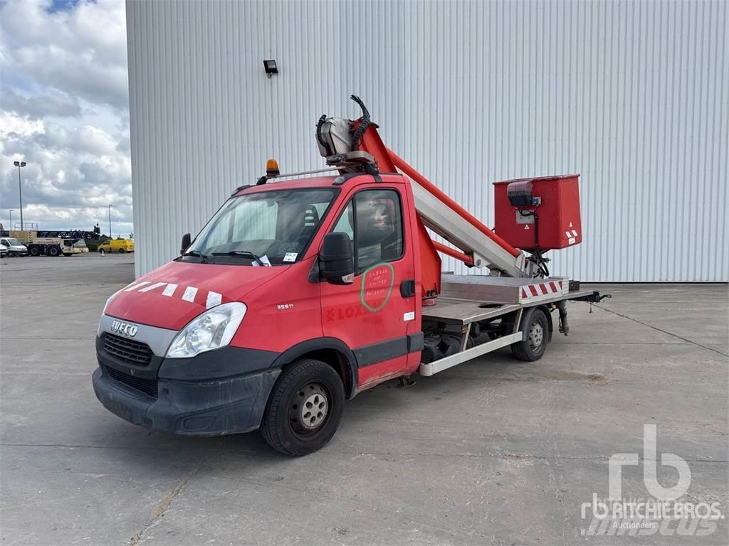 Iveco 35S11 المنصات الهوائية المثبتة على مقطورة
