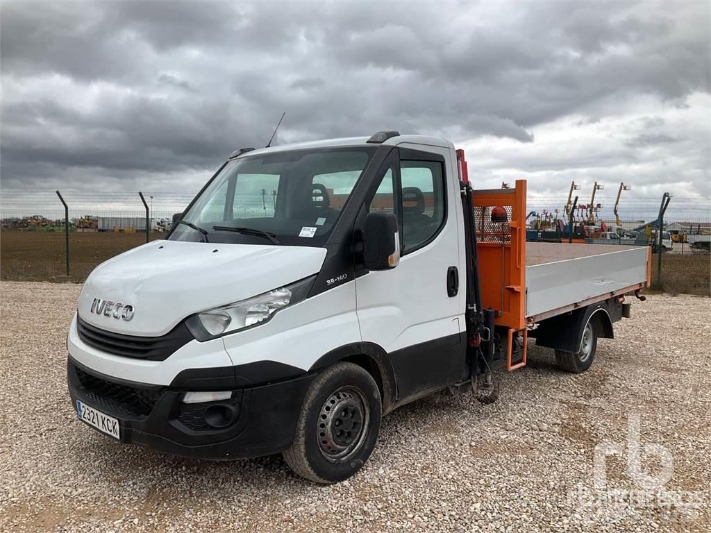 Iveco 35S14N شاحنات الرافعات