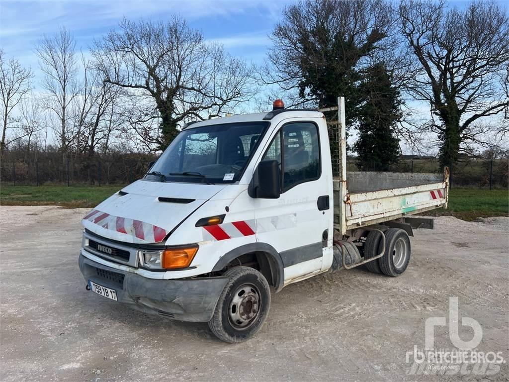 Iveco DAILY شاحنات بدرجة حرارة قابلة للضبط