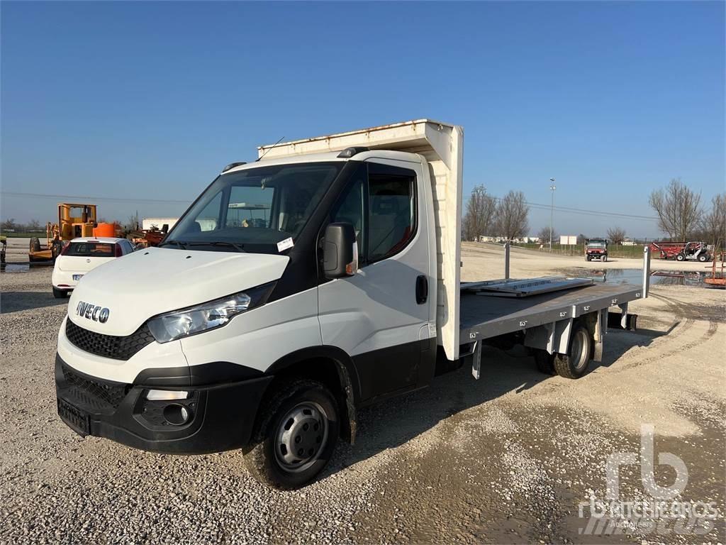 Iveco DAILY شاحنات مسطحة/مفصلية الجوانب