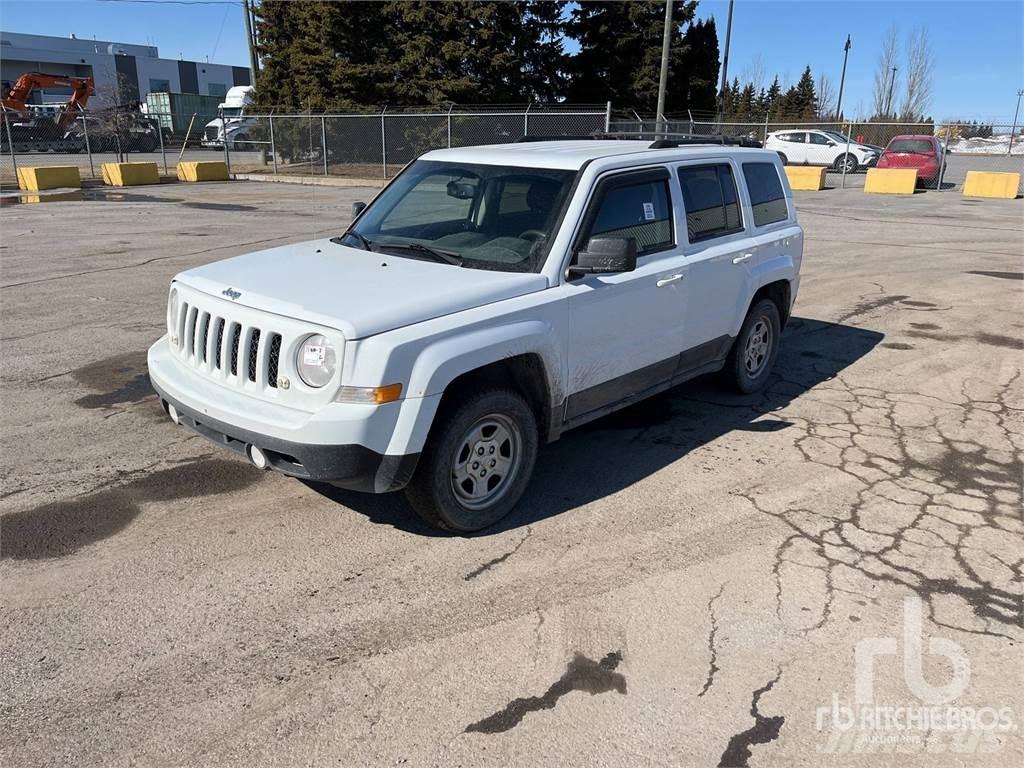 Jeep PATRIOT شاحنات خفيفة/مفصلية الجوانب