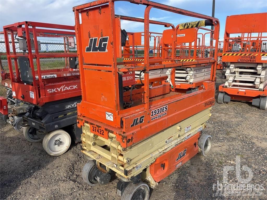 JLG 1930 ES رافعات مقصية الشكل
