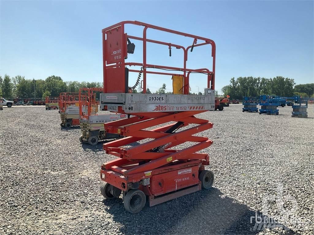 JLG 1930ES رافعات مقصية الشكل